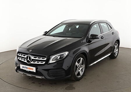 Mercedes-Benz GLA 180 AMG Line