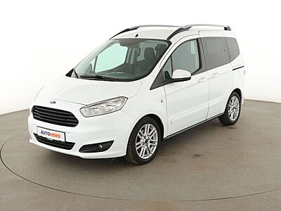 Ford Tourneo Courier 1.0 EcoBoost Titanium