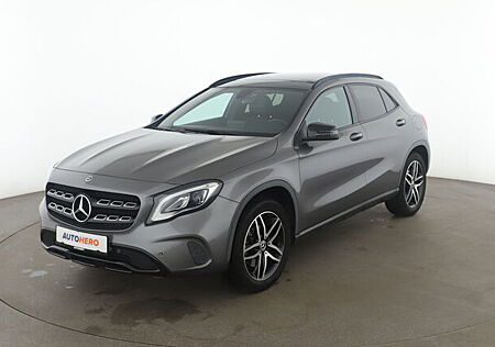 Mercedes-Benz GLA 220 4Matic Urban