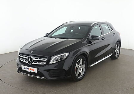 Mercedes-Benz GLA 180 AMG Line