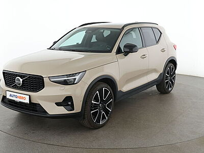 Volvo XC40 2.0 B4 Mild-Hybrid Ultra Dark 2WD