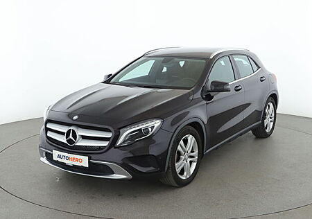 Mercedes-Benz GLA 180 Urban