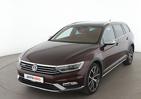 VW Passat Alltrack 2.0 TSI 4Motion BlueMotion Tech
