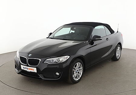BMW 2er 220i Advantage