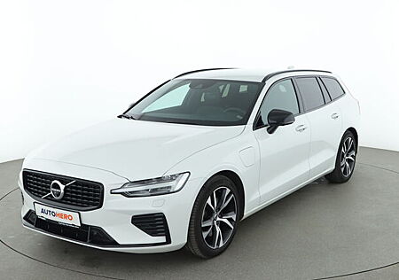 Volvo V60 2.0 T6 Recharge Plug-in Hybrid Plus Dark AWD