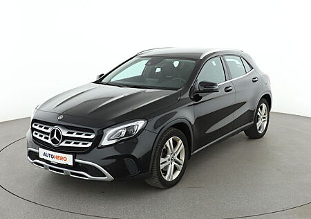 Mercedes-Benz GLA 180 Urban