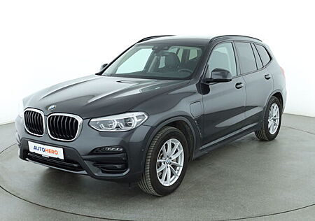 BMW X3 xDrive 30e Advantage