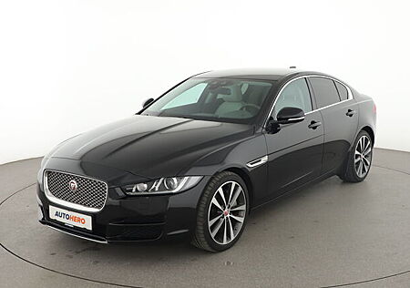 Jaguar XE 25t Portfolio