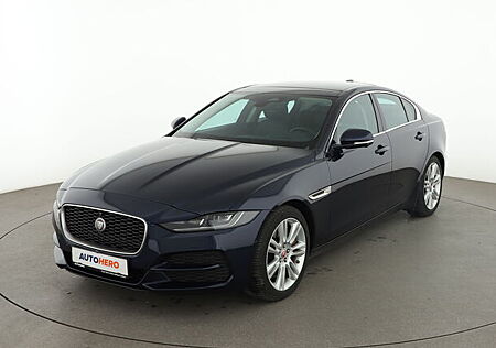 Jaguar XE 25t SE