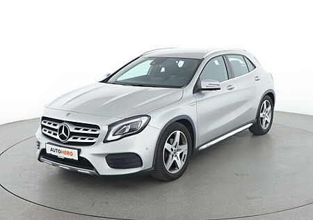 Mercedes-Benz GLA 180 AMG Line