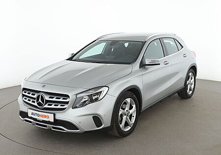 Mercedes-Benz Andere GLA 180 Urban