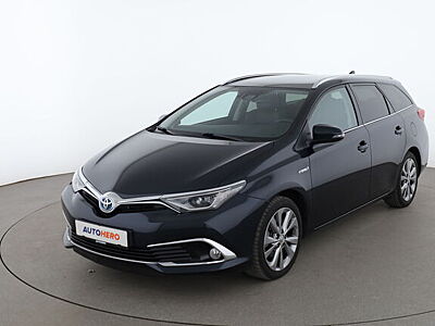 Toyota Auris Touring Sports 1.8 Hybrid Executive