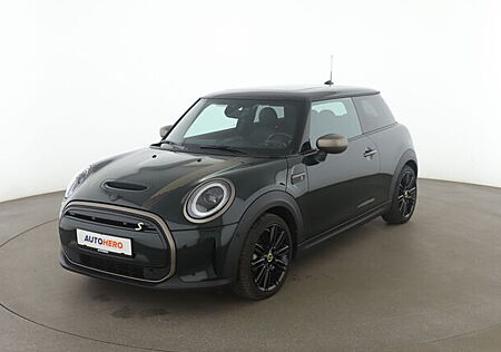 Mini Cooper SE Resolute Edition