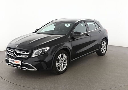 Mercedes-Benz GLA 180 Urban