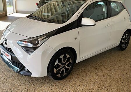 Toyota Aygo 1.0 X-Play club