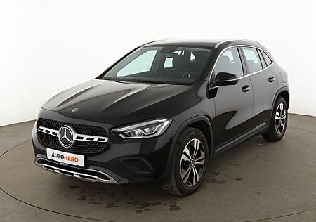 Mercedes-Benz GLA 200 Progressive