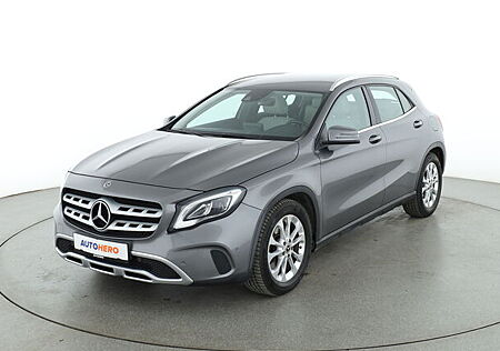 Mercedes-Benz GLA 220 4Matic Urban