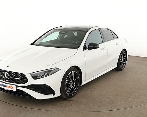 Mercedes-Benz A-Klasse Limousine A 200 Mild-Hybrid AMG Line