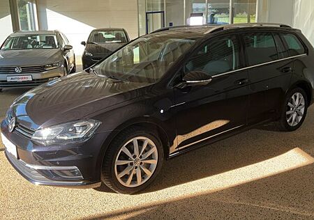 VW Golf 1.5 TSI ACT Highline BlueMotion