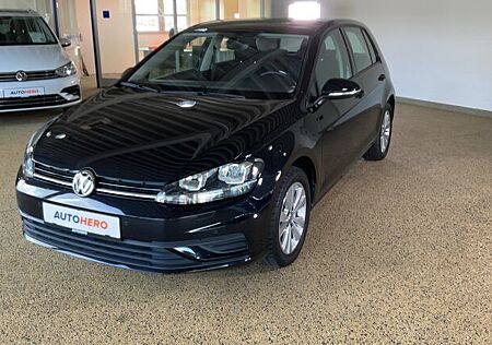 VW Golf gebraucht kaufen VW Golf 1.0 TSI Trendline BlueMotion