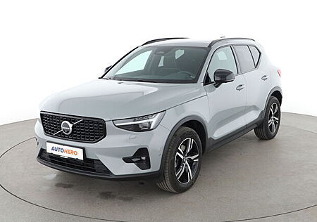 Volvo XC 40 2.0 B4 Plus Dark 2WD