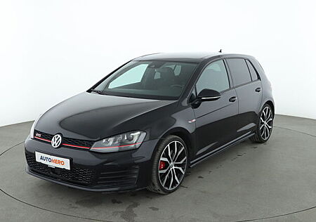 VW Golf 2.0 TFSI GTI "Performance" BlueMotion