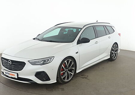 Opel Insignia Country Tourer 2.0 CDTI GSi 4x4