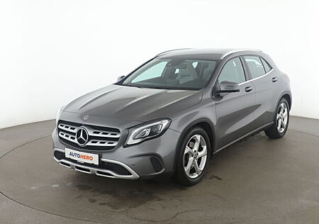 Mercedes-Benz GLA 220 4Matic Urban