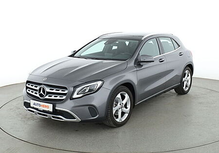 Mercedes-Benz GLA 180 Urban