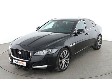 Jaguar XF gebraucht kaufen Jaguar XF 30d Portfolio