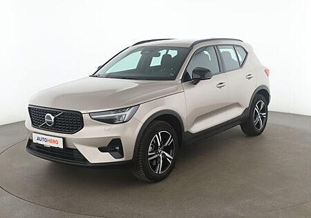 Volvo XC 40 2.0 B4 Plus Dark 2WD