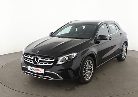 Mercedes-Benz GLA 180 Urban