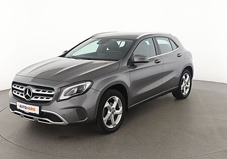Mercedes-Benz GLA 180 Urban