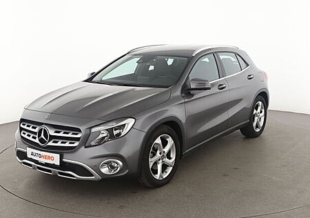 Mercedes-Benz GLA 220 d 4Matic Urban