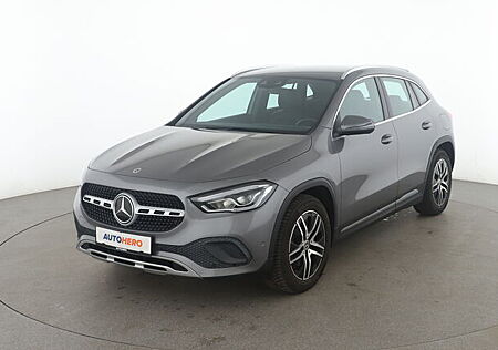 Mercedes-Benz GLA 200 4Matic Progressive