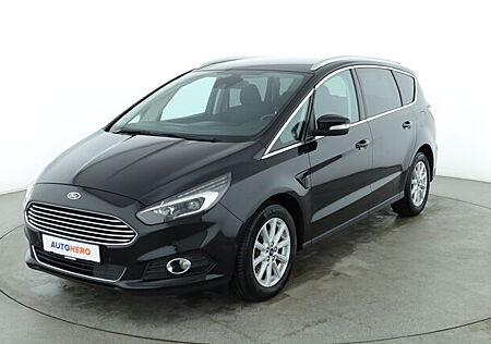 Ford S-Max 2.0 EcoBoost Titanium