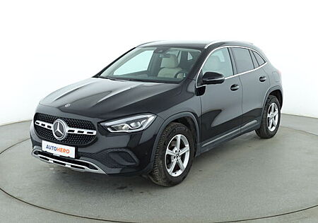Mercedes-Benz GLA 200 Progressive