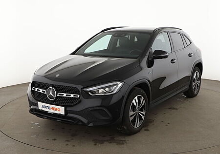 Mercedes-Benz GLA 250e Progressive