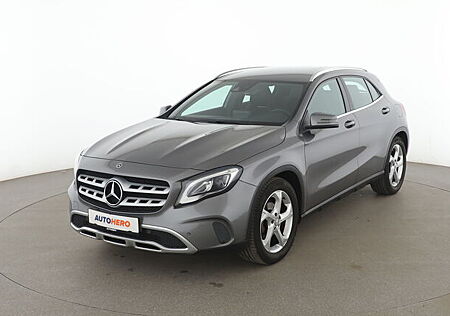 Mercedes-Benz GLA 180 Urban