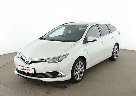 Toyota Auris Touring Sports 1.8 Hybrid Executive