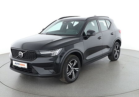 Volvo XC 40 2.0 B4 Plus Dark 2WD