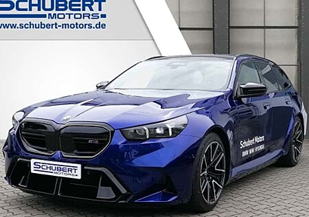 BMW M5 Plug-In Hybrid Touring xDrive A 5 Türen