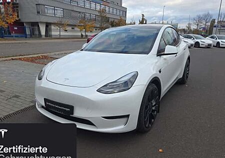 Tesla Model Y Performance Dual Motor AWD 5 Türen