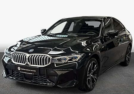 BMW 3er 330e xDrive Automatik 4 Türen