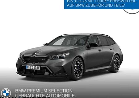 BMW M5 Plug-In Hybrid Touring xDrive A 5 Türen