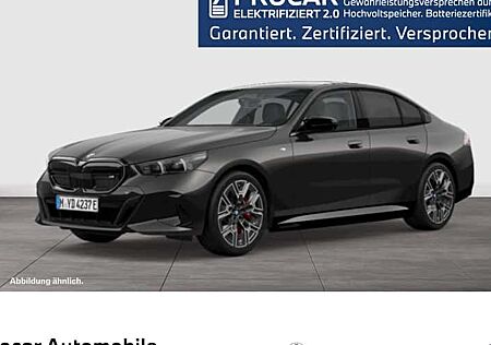 BMW i5 M60 xDrive 4 Türen