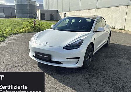 Tesla Model 3 Hinterradantrieb RWD 4 Türen