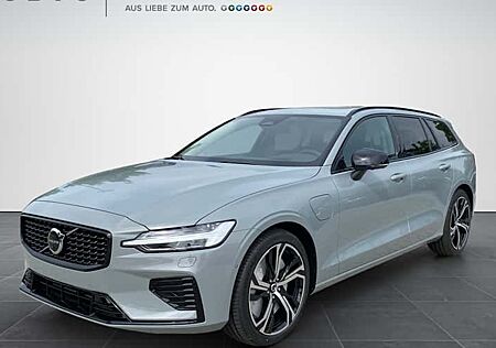 Volvo V60 T8 AWD Plug-in Hybrid Ultra Dark Auto 5 Türen
