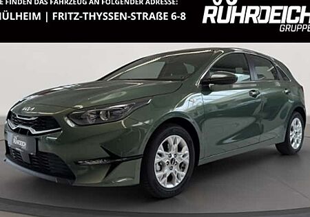 Kia Cee'd 1.5 T-GDI DCT Vision 5 Türen