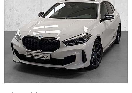 BMW 1er M135i xDrive A 5 Türen
